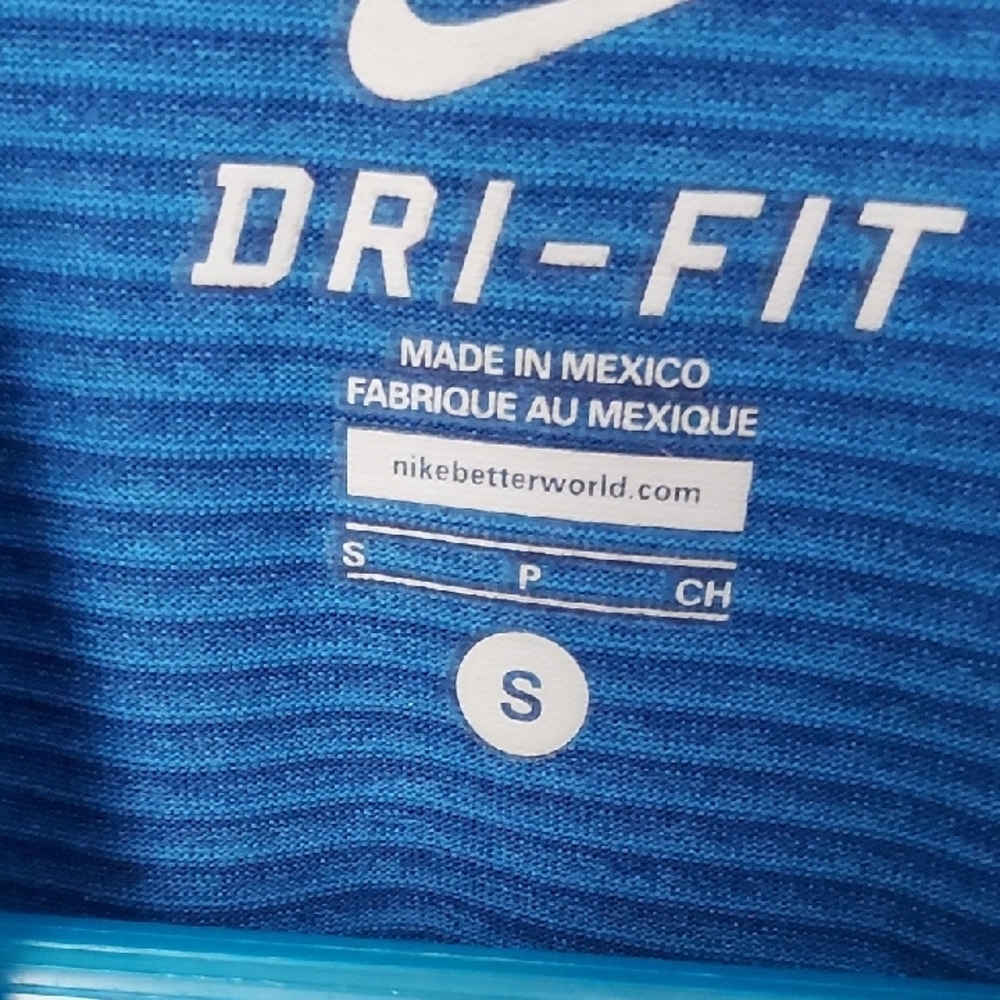Nike Men's Vibrant Blue Short Sleeve Tee - Picture 2 of 6